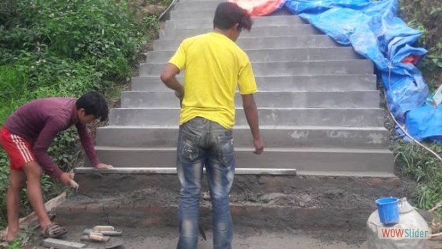 38600199_279087142895625_6472608975991865344_n